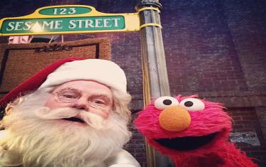 screenshoot for Once Upon a Sesame Street Christmas