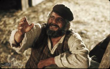 screenshoot for Fiddler on the Roof